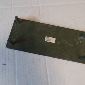 Plate, mounting, slantback
