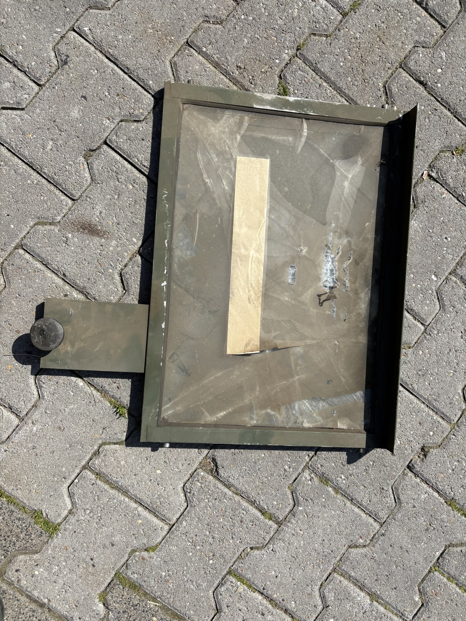 X Door Window Frame LH/RH - Image 2
